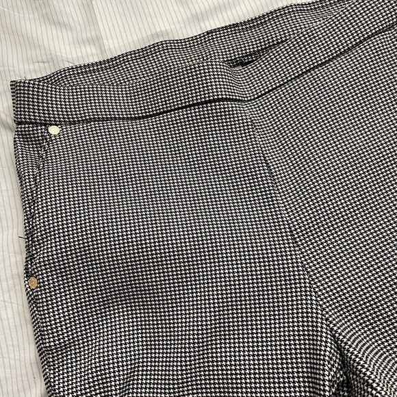Size 6 Anne Klein pants - Picture 2 of 5